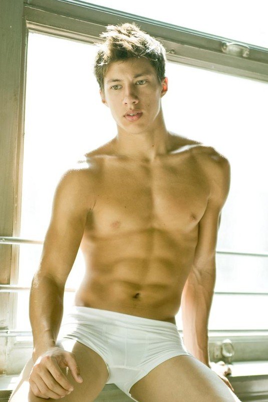 beau mec musclé gay rebeu nu gay beau mec musclé gay rebeu nu gay